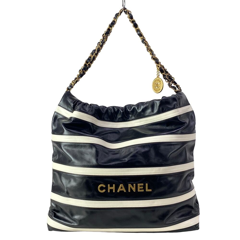 Chanel 22 Small Handbag Shoulder Bag AS3260 Black White
